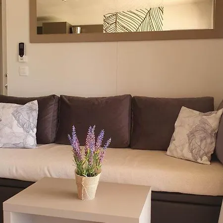 Mobile Homes Karlo & Dino - Two Bedroom Mobile With Terrace Pula