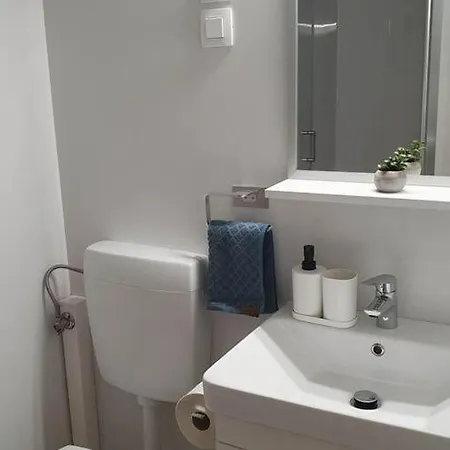 Mobile Homes Karlo & Dino - Two Bedroom Mobile With Terrace * Pula