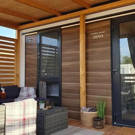 Mobile Homes Karlo & Dino - Two Bedroom Mobile With Terrace Pula