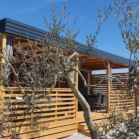 Mobile Homes Karlo & Dino - Two Bedroom Mobile With Terrace Casa de Férias *