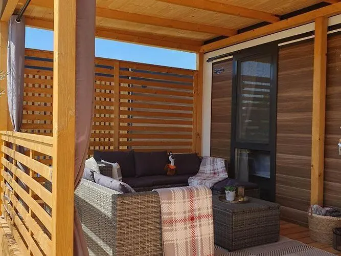 Mobile Homes Karlo & Dino - Two Bedroom Mobile With Terrace Сasa de vacaciones Pula