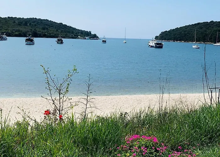 Mobile Homes Karlo & Dino - Two Bedroom Mobile With Terrace Pula