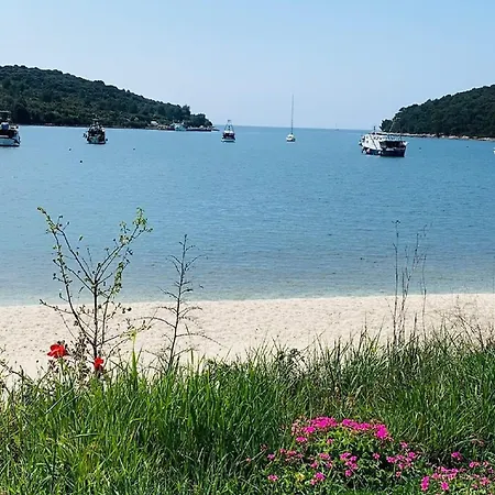 Mobile Homes Karlo & Dino - Two Bedroom Mobile With Terrace Pula