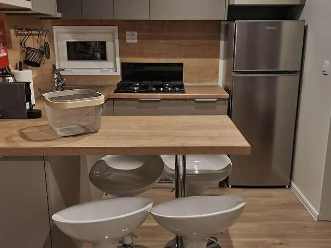 Mobile Homes Karlo & Dino - Two Bedroom Mobile With Terrace Ferienhaus *