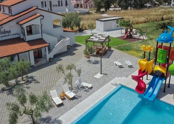 Mobile Homes Karlo & Dino - Two Bedroom Mobile With Terrace * Pula