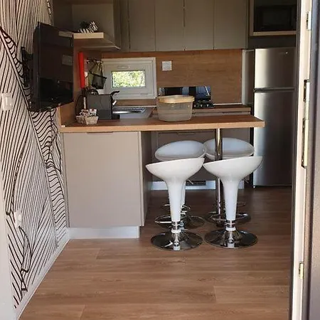 Mobile Homes Karlo & Dino - Two Bedroom Mobile With Terrace Holiday home Pula